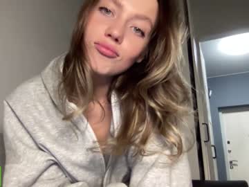girl
        angel_from_sky cam image #3975786