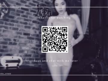 girl
        mariannacruzz cam image #6197630