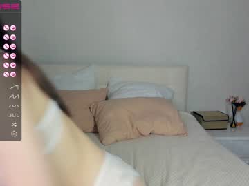 girl
        cute_caprice cam image #2167249