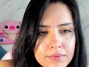 girl
        allisonpalmer cam image #2144118