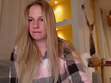 girl
        magic_couple13 cam image #333019