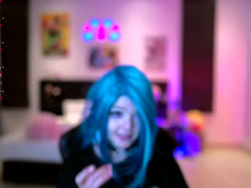 girl
        madnessalise cam image #3681452