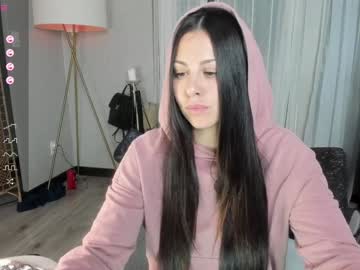 girl
        victoria_irl cam image #4906151