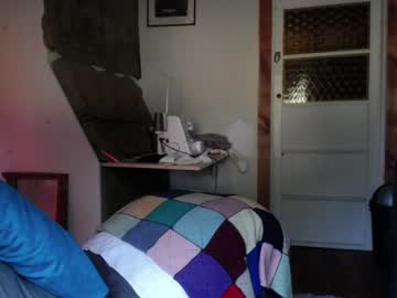 couple
        funafterdark13 cam image #2373046