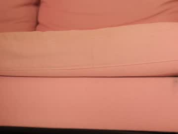 girl
        sae__ cam image #1063251