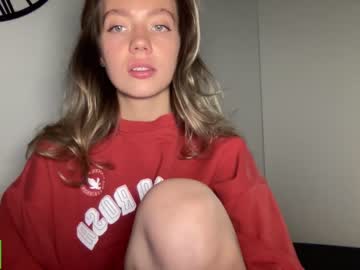 girl
        angel_from_sky cam image #3328867