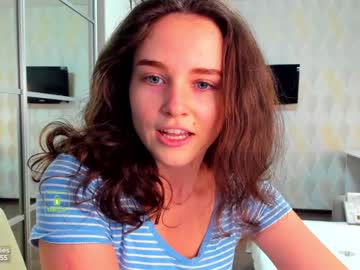 girl
        demurelixir cam image #9498