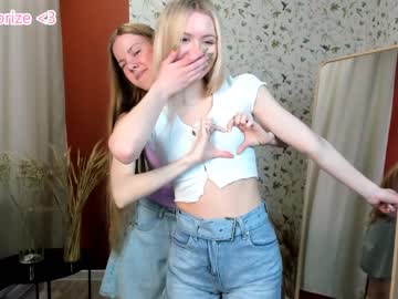 girl
        cassie_palmer cam image #1696648