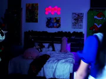 girl
        madnessalise cam image #3157523