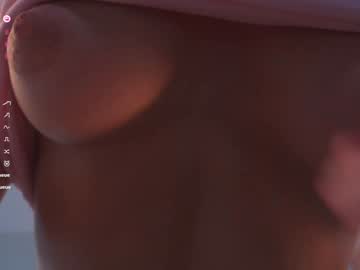 girl
        lucie_beltran cam image #6477092