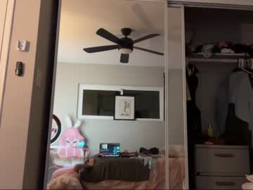 girl
        stellastassneyy cam image #3046717