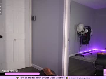 girl
        rosiebones cam image #5960432