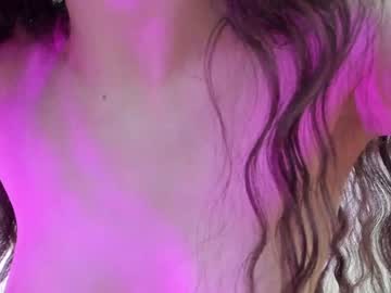 girl
        lucie_beltran cam image #249857