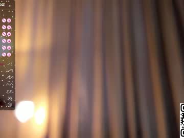 girl
        quennacindy cam image #3370707