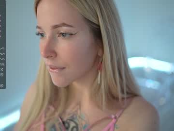 girl
        my_stella cam image #2628927