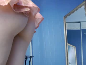 girl
        kriskras__ cam image #5849705