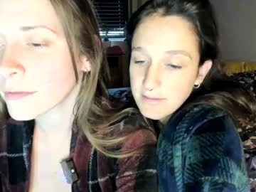 couple Sex Webcams With Notorious Girls with sillygirlsxx