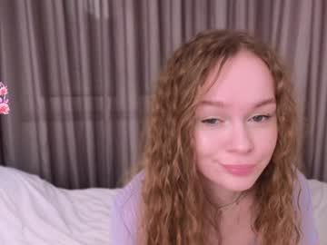 girl
        luna_grace07 cam image #5587409