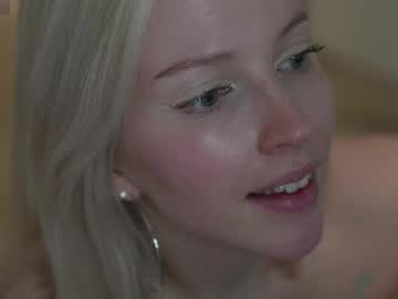 girl
        my_stella cam image #6383608