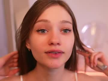 girl
        bless_sheila cam image #5817050