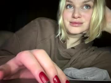 girl Sex Webcams With Notorious Girls with foxfrromearth