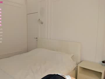 girl
        zaraevetts cam image #3181550