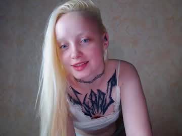 girl Sex Webcams With Notorious Girls with rainy_moon