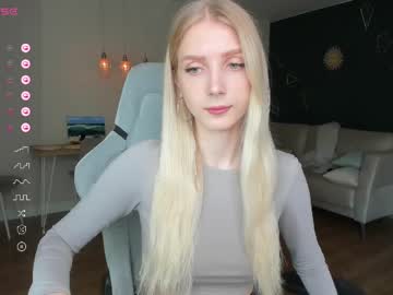 girl
        oh_honey_ cam image #2250768