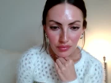girl
        lyla_james cam image #2585677