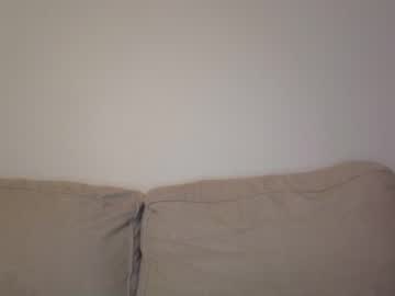 couple
        lustfullives cam image #1042621