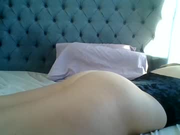 girl
        eatmypie69 cam image #3293491