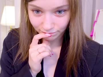 girl
        bless_sheila cam image #1478921