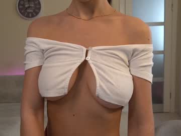 girl
        kathariine cam image #5016307