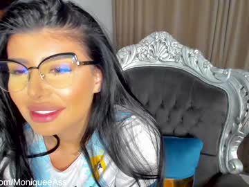 girl
        moniqueeass cam image #843893