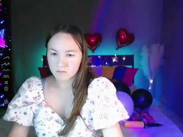 girl Sex Webcams With Notorious Girls with little_doll_meow
