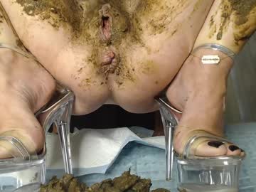 girl Sex Webcams With Notorious Girls with alice69foxy