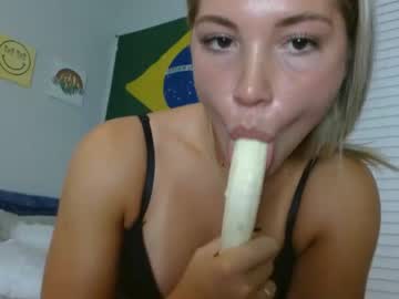 girl
        lovecayaxo cam image #2492131