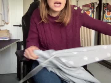 girl
        eatmypie69 cam image #3595007