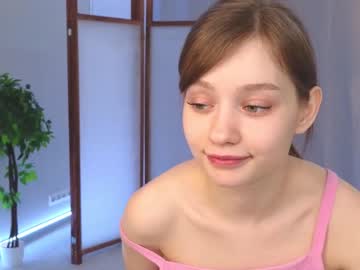 girl
        bless_sheila cam image #1366021
