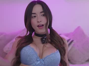 girl
        emyii cam image #5062419
