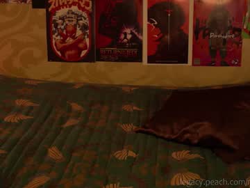 girl
        _northern_girl_ cam image #2582880