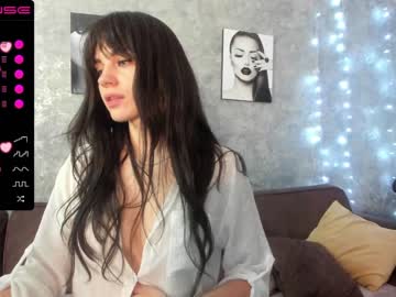 girl
        oxxme cam image #1938083