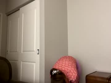 girl
        sassy3va cam image #335200