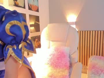 girl
        little_effy18 cam image #3531856