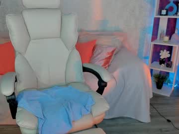girl
        madeline_jackson cam image #141438