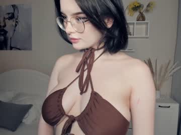 girl
        cute_caprice cam image #4070788