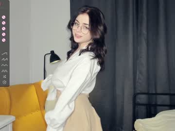 girl
        cute_caprice cam image #2698848