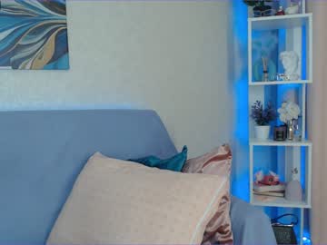 girl
        madeline_jackson cam image #32943