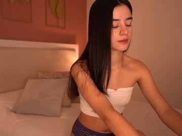 girl
        winona__ cam image #2204504
