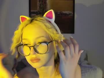 girl
        deryubanny cam image #505743